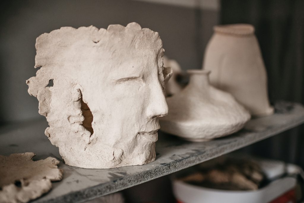 warsztaty ceramiczne Chodzież rzeźba z gliny